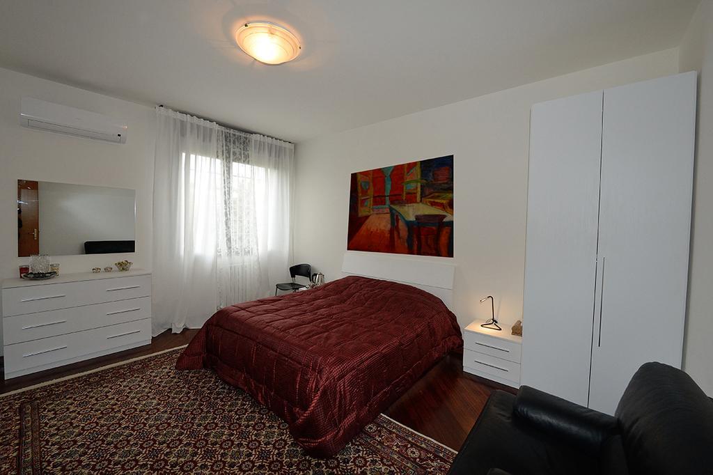Tintoretto Inn B&B Рим Экстерьер фото